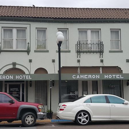 Oyo Historic Cameron Hotel Brownsville I-69E Exterior foto
